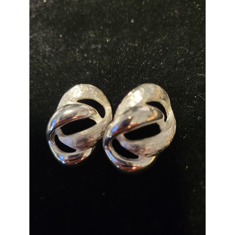 Napier Vintage Earrings Shiny Silver Chunky Linked Chain Loop Signed 1980s